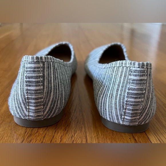 Universal Thread Ballet Flats - Picture 4 of 5